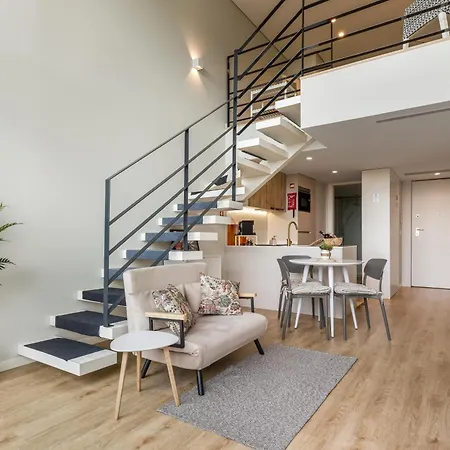 Douro Tower Loft - Shared Pool * Vila Nova de Gaia