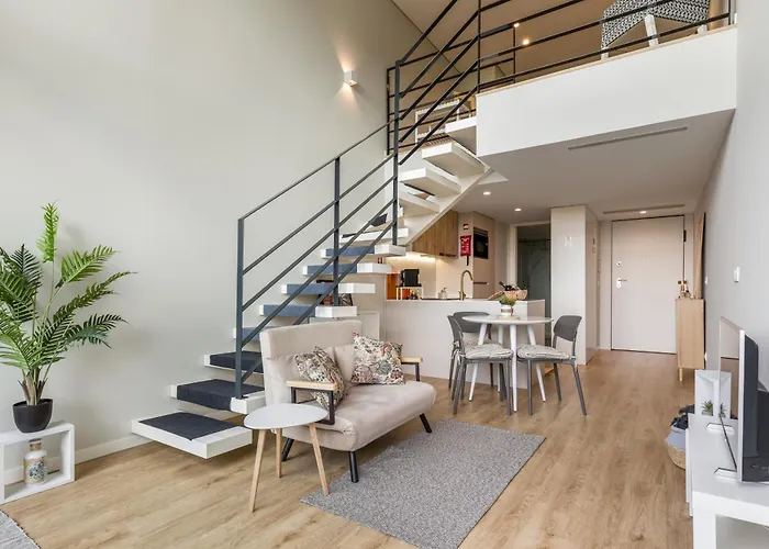 Douro Tower Loft - Shared Pool * Vila Nova de Gaia